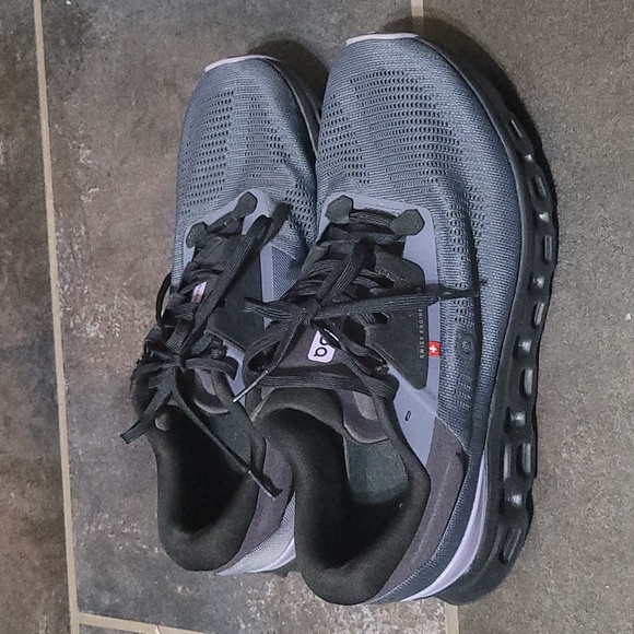 On Cloud OC Running Cloudstratus Women Size 10.5 - Picture 4 of 10